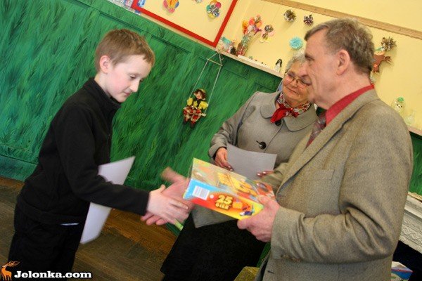 pedzlem-i-kredkami-o-pracy-strazakow-33553