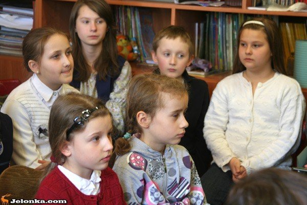 pedzlem-i-kredkami-o-pracy-strazakow-33553