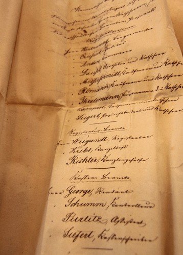 skarby-z-baszty-przetrway-ponad-potora-wieku-33575
