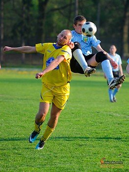 pub-gol-po-nerwowym-meczu-tylko-remisuje-33593