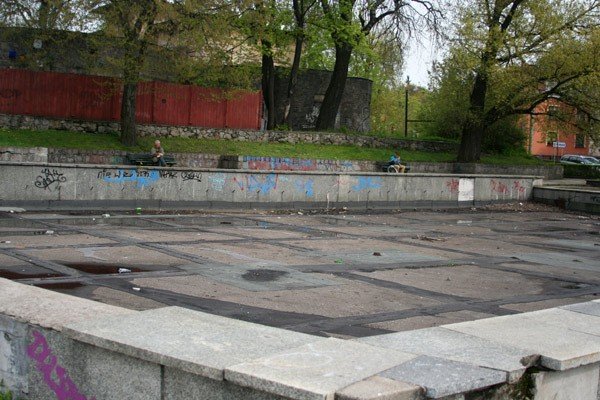 fontanna-przy-ul-wolnosci-zniknie-do-konca-maja-33641