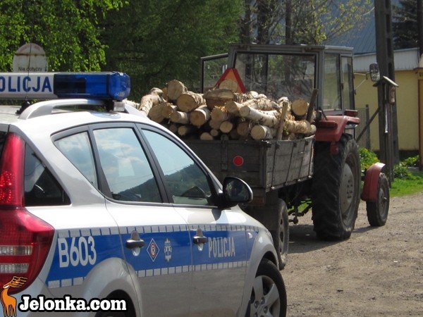 nieuwazny-traktorzysta-dosta-mandat-i-punkty-33673