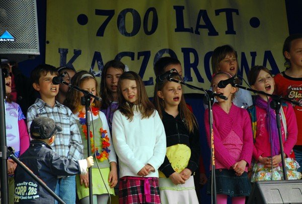 jubileusz-za-miedza-kaczorow-usmiechniety-33693