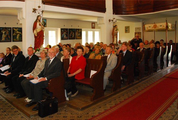 jubileusz-za-miedza-kaczorow-usmiechniety-33693