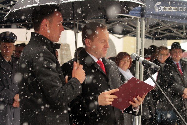 ciesz-sie-matko-polsko-swieto-konstytucji-w-bieli-sniegu-33724