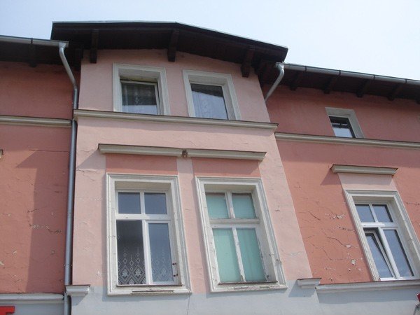 dziewiec-zalan-po-remoncie-dachu-33731