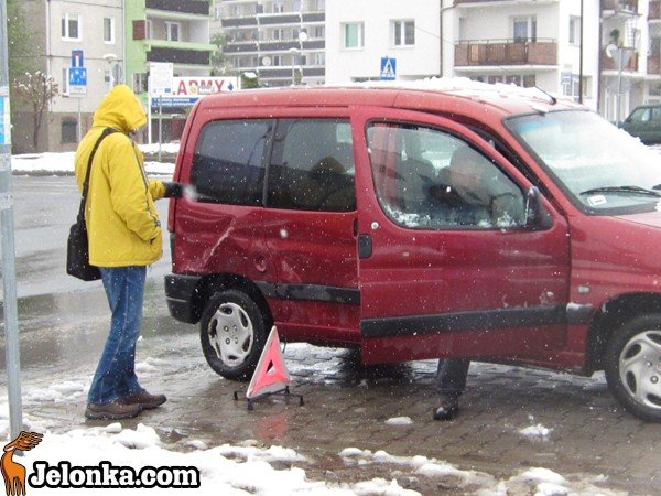 stuczka-swiezo-upieczonego-kierowcy-33732
