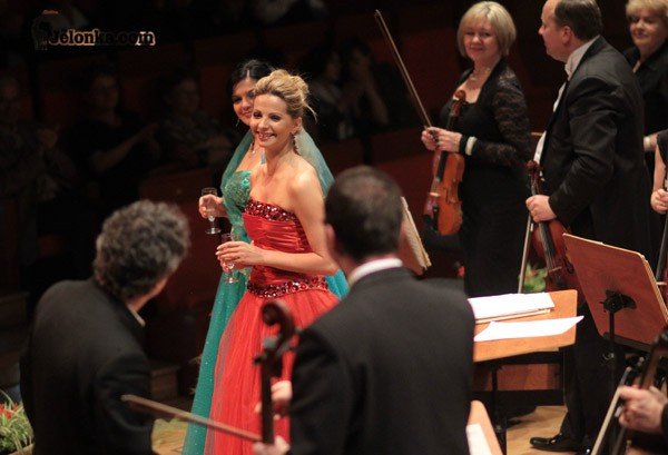 wiedenska-gala-wino-kobiety-i-spiew-w-filharmonii-dolnoslaskiej-33748