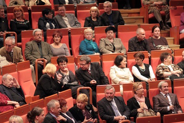 wiedenska-gala-wino-kobiety-i-spiew-w-filharmonii-dolnoslaskiej-33748
