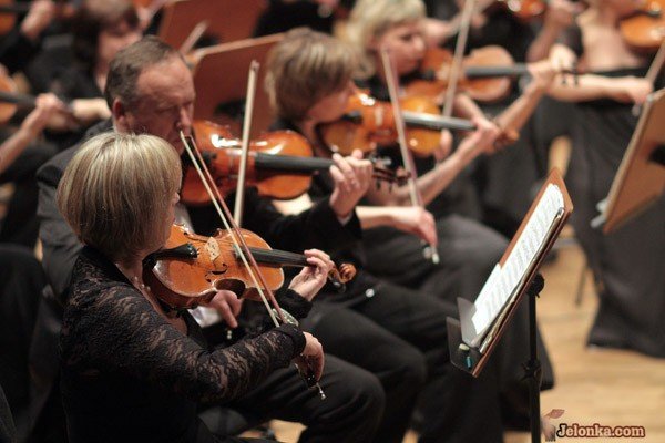 wiedenska-gala-wino-kobiety-i-spiew-w-filharmonii-dolnoslaskiej-33748