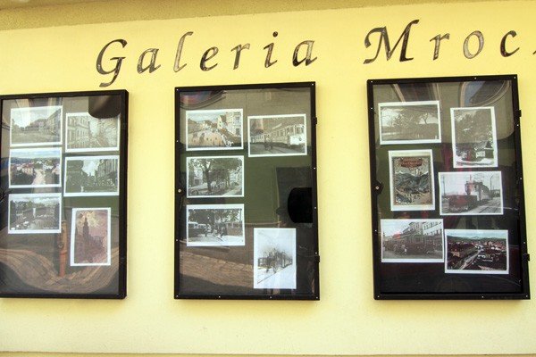 tramwaje-wjechay-do-ulicznej-galerii-mrocznej-33756
