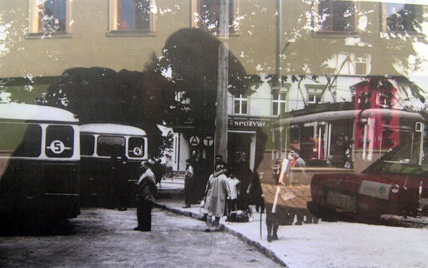 tramwaje-wjechay-do-ulicznej-galerii-mrocznej-33756