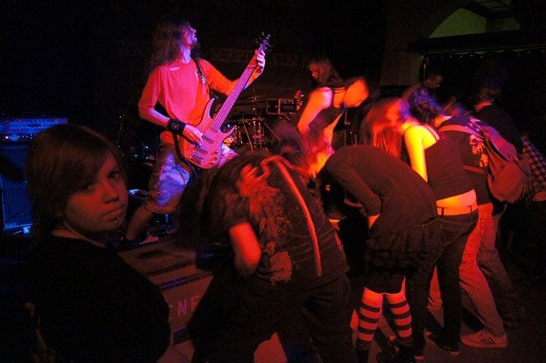 rock-metal-i-hc-w-oriencie-byo-czadowo-33795