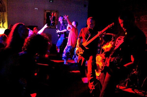 rock-metal-i-hc-w-oriencie-byo-czadowo-33795