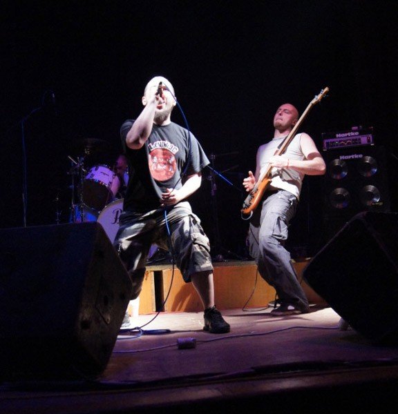 nasi-zagrali-w-czechach-dont-panic-na-rock-session-night-33825