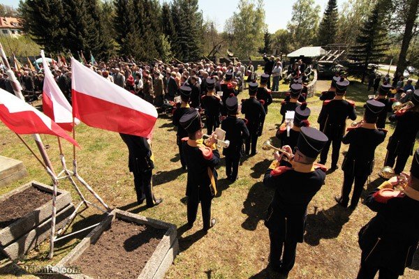 wieczna-chwaa-ofiarnie-przelanej-krwi-33832