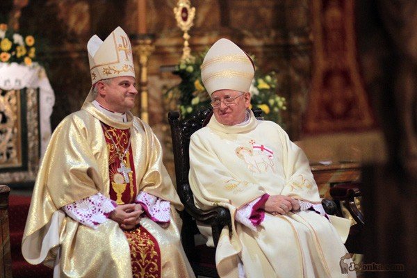 stay-otarz-poswiecony-w-kapanski-jubileusz-33896
