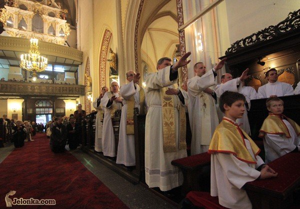 stay-otarz-poswiecony-w-kapanski-jubileusz-33896