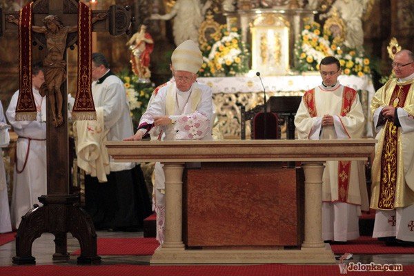 stay-otarz-poswiecony-w-kapanski-jubileusz-33896