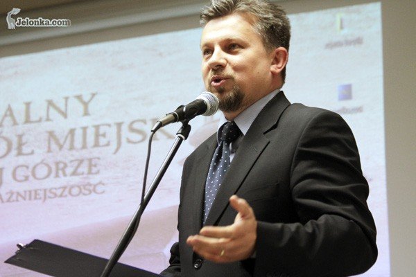piekno-i-sacrum-o-bazylice-na-kartach-ksiazki-33914