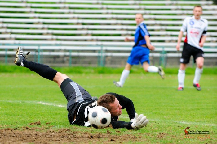 pub-gol-zgarnia-3-punkty-po-twardej-walce-fotorelacja-ze-starcia-z-pogonia-swierzawa-33950