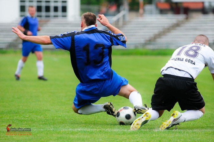 pub-gol-zgarnia-3-punkty-po-twardej-walce-fotorelacja-ze-starcia-z-pogonia-swierzawa-33950