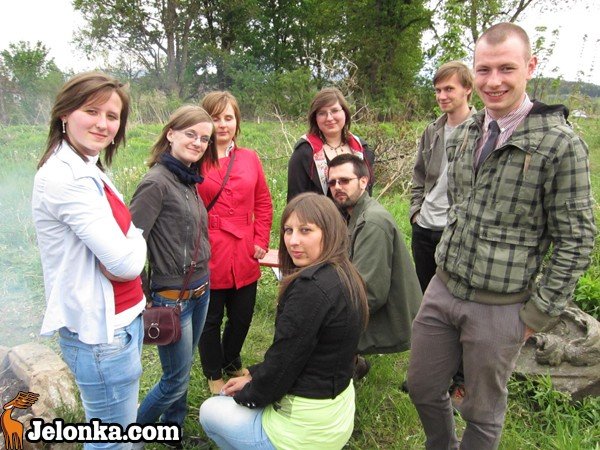 dyskutowali-o-gospodarce-odpadami-w-dworze-czarne-33973
