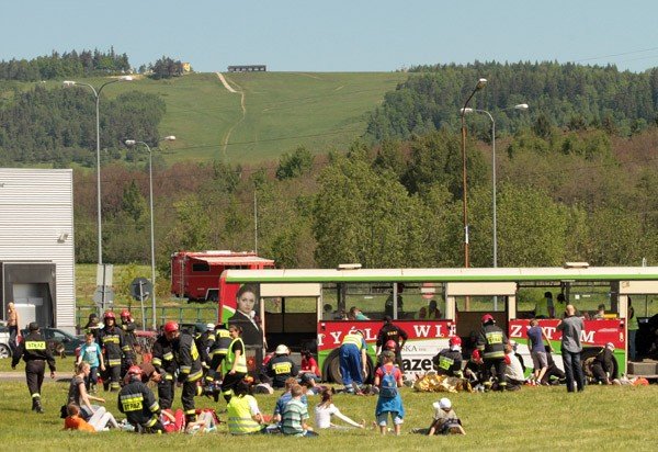 wielka-kraksa-na-niby-cwiczenia-na-zabobrzu-34018