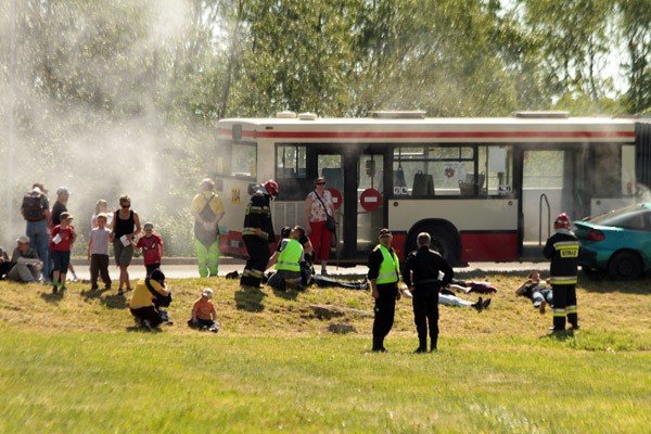 wielka-kraksa-na-niby-cwiczenia-na-zabobrzu-34018