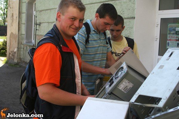 drugie-zycie-elektrosmieci-dzieki-uczniom-mechanika-34030