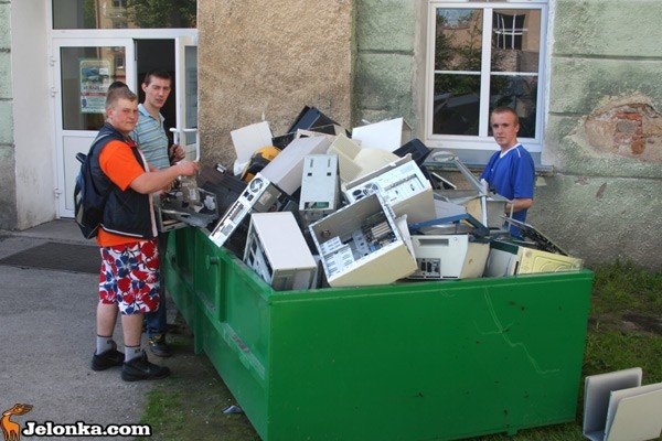 drugie-zycie-elektrosmieci-dzieki-uczniom-mechanika-34030