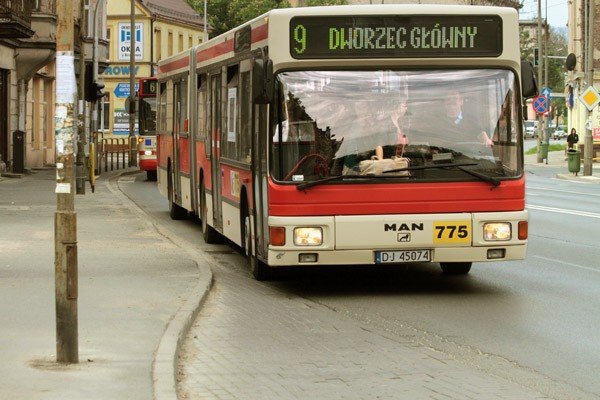 w-oczekiwaniu-na-autobusowa-rewolucje-34044
