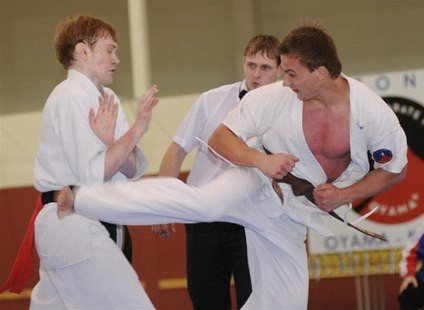 trzy-medale-polakow-podczas-mistrzostw-europy-karate-oyama-34067