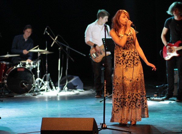 bo-to-sie-zwykle-tak-zaczyna-sala-jck-otwarta-34068