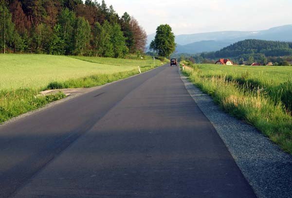 do-brudnego-uroczyska-po-wybojach-34071