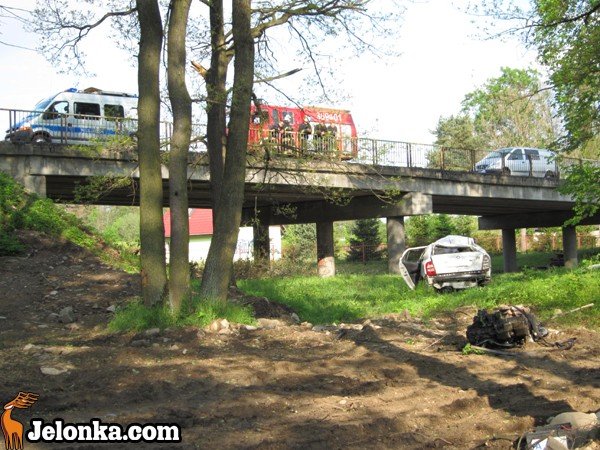 grozny-wypadek-na-moscie-kierowca-w-powaznym-stanie-34075