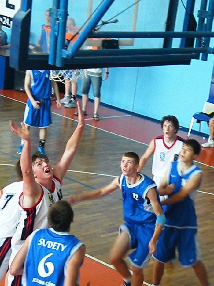 kadeci-zwyciesko-zakonczyli-sezon-34078