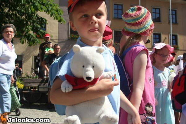 parada-misiow-przyciagnea-tumy-34233