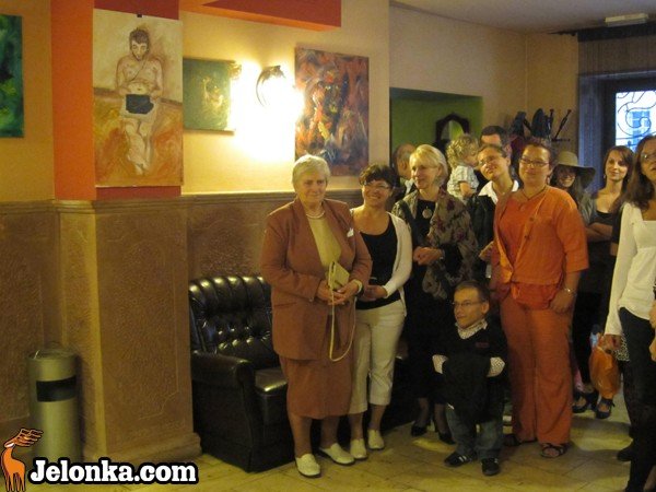 abstrakcyjnie-i-w-kapeluszach-34262