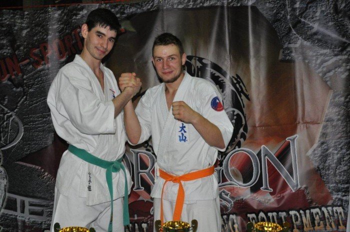 jeleniogorski-klub-oyama-wygrywa-w-profesjonalnej-gali-walk-34271