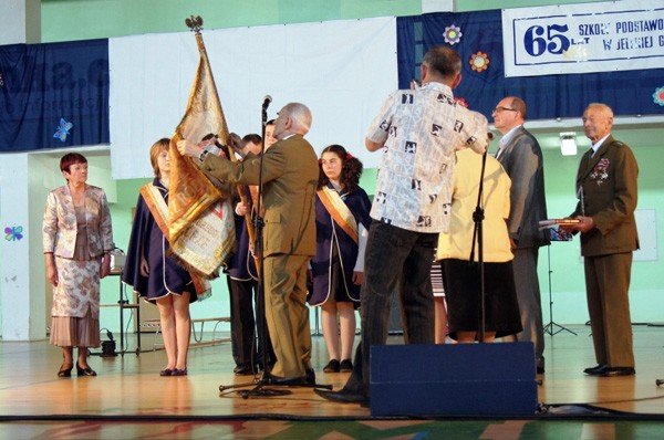 dwojkowicze-swietowali-jubileusz-na-stadionie-miejskim-34319