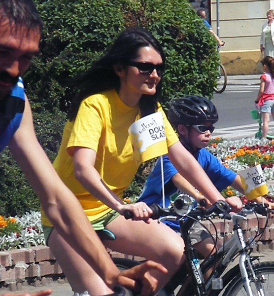 tumy-cyklistow-pojechay-w-xi-paradzie-rowerow-34334