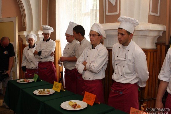 uczniowie-zspz-mistrzami-wsrod-modych-kucharzy-34450