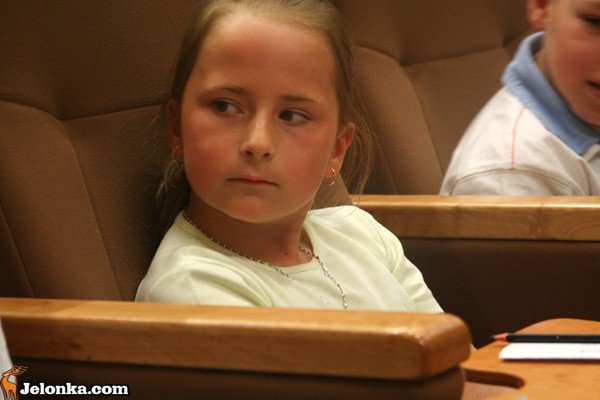 spotkanie-autorskie-z-joanna-maria-chmielewska-tajemniczo-i-basniowo-o-swiecie-34477