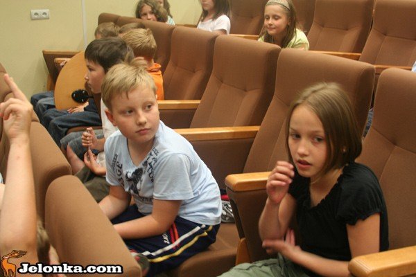 spotkanie-autorskie-z-joanna-maria-chmielewska-tajemniczo-i-basniowo-o-swiecie-34477