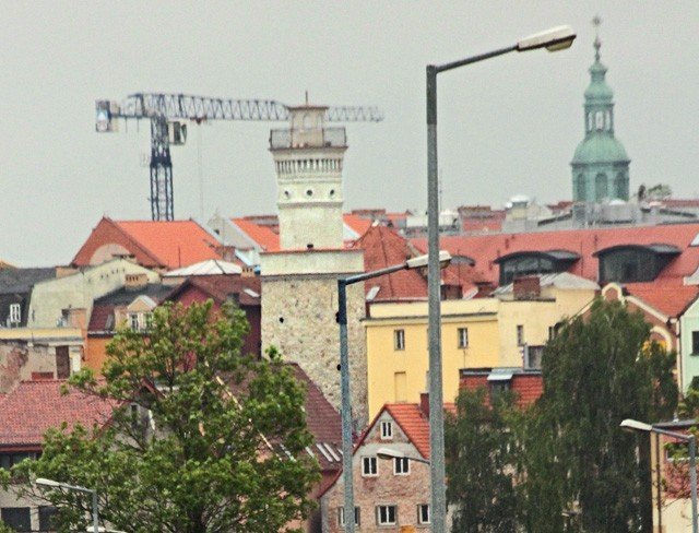 ostatnie-szlify-przy-wiezy-zamkowej-otwarcie-we-wrzesniu-34571
