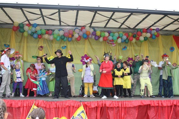 korowod-radosci-przeszed-przez-wojcieszow-34592