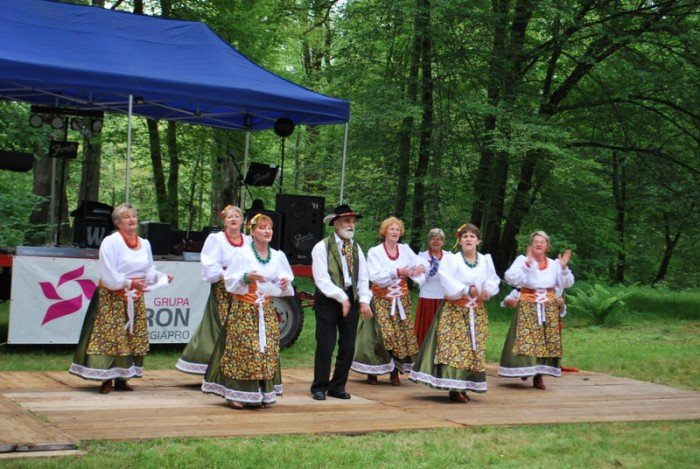 janowianki-w-janowicach-juz-powitali-lato-34605