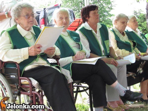 rotarianie-pomogli-seniorom-34652