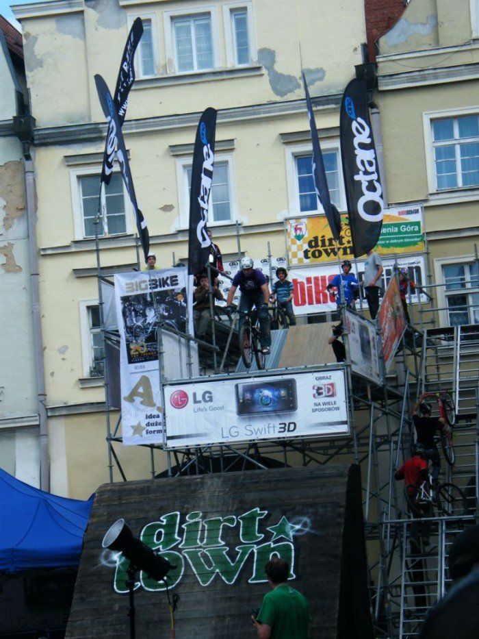 sam-pilgrim-najlepszy-na-jeleniogorskim-rynku-34677